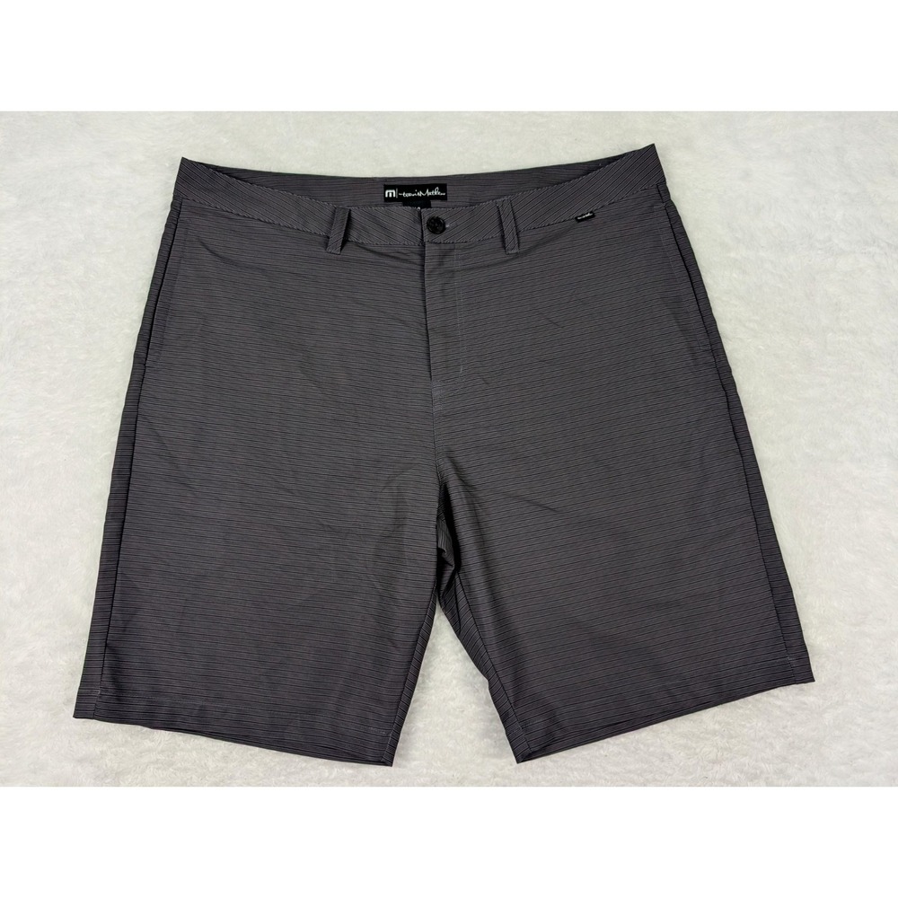 Travis Mathew Golf Shorts‎ Men's 40 x10 Charcoal Gray Striped Chino Polyester